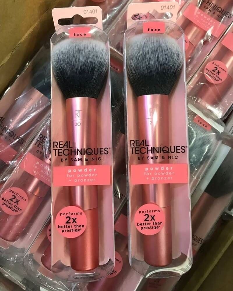 Real Techniques, By Sam & Nic Powder for Powder + Bronzer Brush Cheek, ขนแปรงสังเคราะห์, แปรงแต่งหน้า, แปรงแต่งหน้าReal Techniques