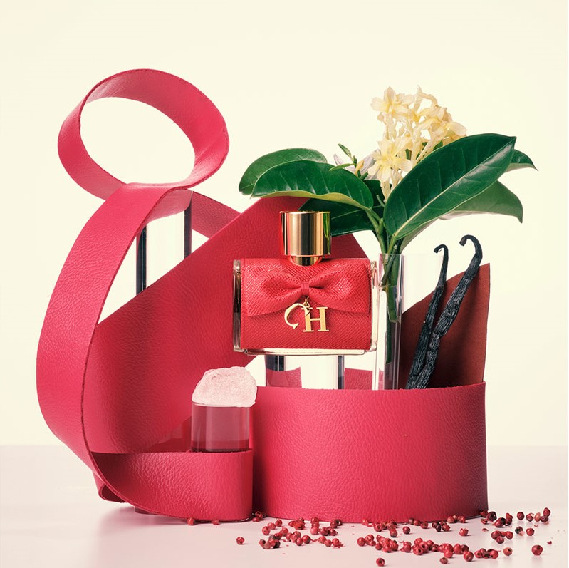 Carolina Herrera, Carolina Herrera CH Privee, Carolina Herrera CH Privee Eau de Parfum, Carolina Herrera CH Privee EDP, Carolina Herrera CH Privee Eau de Parfum 5ml, Carolina Herrera CH Privee Eau de Parfum รีวิว, Carolina Herrera CH Privee Eau de Parfum ราคา, CH Privée