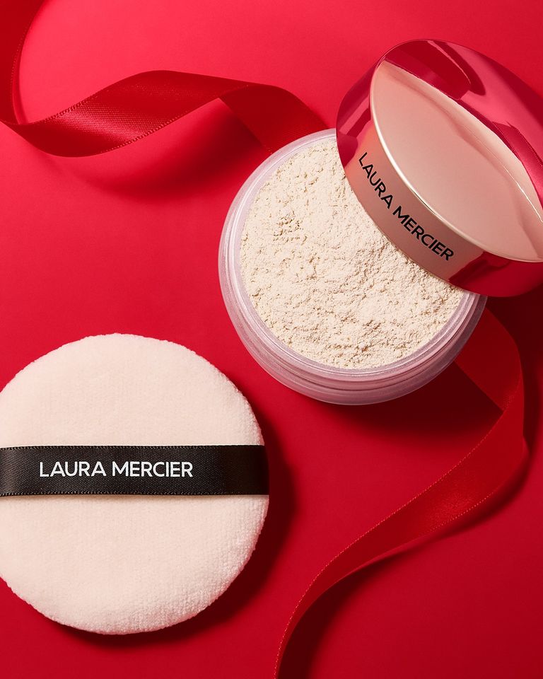 Laura Mercier Set To Perfect Translucent Loose Setting Powder & Puff Duet (Limited Edition) เซ็ตแป้งฝุ่งคุมมันตัวดัง มาพร้อมกับพัฟทาแป้งในกล่อง