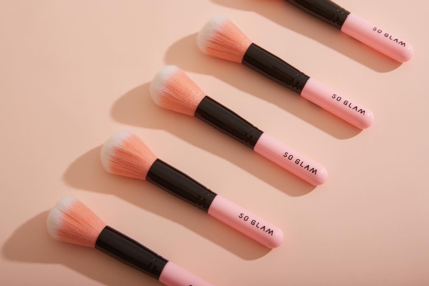 So glam,So glam My Basic Brush Normal ,So glam My Basic Brush Normal  รีวิว,So glam My Basic Brush Normal  ราคา,แปรงแต่งหน้าชมพู,